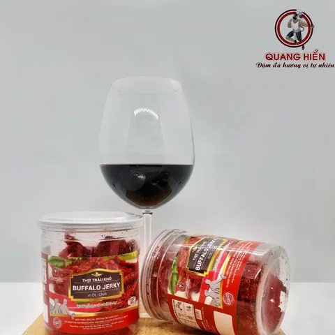 Khô Trâu Vị Ớt Hiểm Buffalo Jerky Quang Hiển - Combo 5 Hũ 100g Tặng 1 Túi 20g - Thức Ăn Vặt Cay Ngon Tự Nhiên