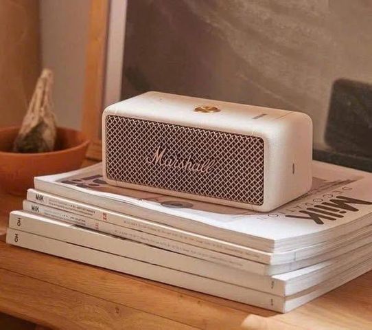Loa Bluetooth Marshall Emberton II - Âm Thanh 360 Độ, Thiết Kế Sang Trọng, Chống Nước IP67, Thời Gian Sử Dụng 30 Giờ