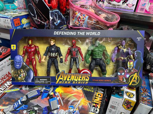 Đồ Chơi 5 Siêu Nhân Avengers Có Đèn Sáng - Bộ Đồ Chơi Trẻ Em Hứng Khởi, Phát Triển Sáng Tạo, Chất Liệu An Toàn, Độc Đáo