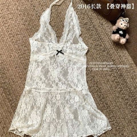 Áo Yếm Ren Trắng Cổ Chữ V Quyến Rũ - Trang Phục Mùa Hè Cho Nữ, Thời Trang Đẹp Từ HOOKA