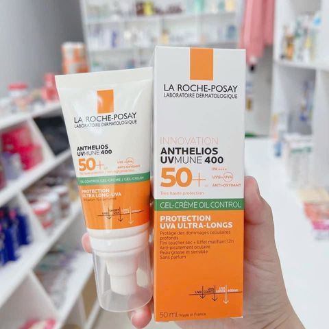 Kem Chống Nắng La Roche Posay Anthelios SPF50+ 15ml Kiểm Soát Dầu Cho Da Nhạy Cảm - Bảo Vệ Da Tối Đa, Giữ Làn Da Khô Thoáng