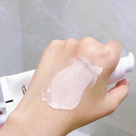 Set Kem Chống Nắng Nâng Tông CNP Laboratory SPF42/PA+++ 50ml + 31ml - Kiềm Dầu, Bảo Vệ Da Nhạy Cảm, Dễ Dàng Trang Điểm
