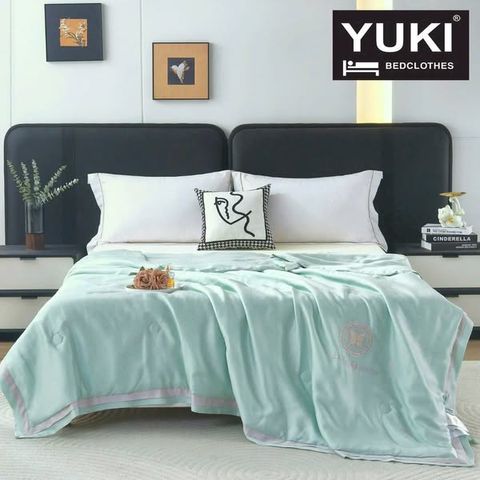 Chăn YUKI Lenzing Tencel Silk Nhập Khẩu Nhật Bản - Chất Liệu Protein Tơ Tằm, Trải Nghiệm Giấc Ngủ Xa Xỉ 200x230cm