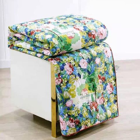 Chăn lụa tơ tằm 100% Magrace Paris - Chất liệu mềm mại, sang trọng, kích thước 2m x 2m3 cho giấc ngủ êm ái và đẳng cấp
