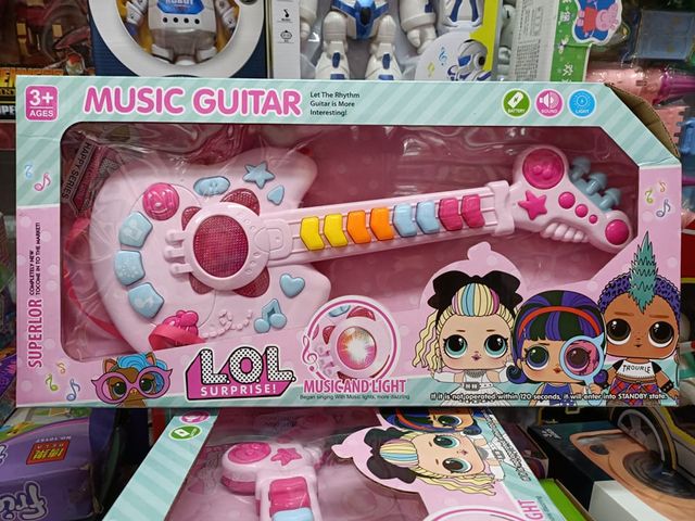 Đồ chơi đàn guitar chạy bằng pin có đèn và nhạc Music guitar LOL Surprise 665-1