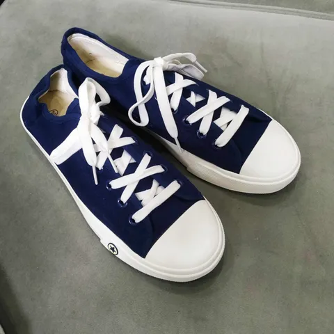 Giày Thể Thao Nam G6 - Xanh Dương, Đế Cao Su Êm, Chất Liệu Vải Canvas Bền, Phong Cách Năng Động, Giày Sneaker Nam Hợp Thời Trang