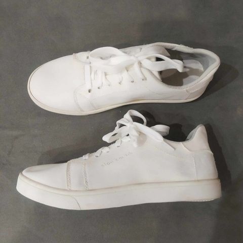 Giày VẢI Thể Thao Nam G10 TRẮNG - Sneakers Thời Trang Học Đường, Có Lỗi Nhỏ, Giảm Giá Đặc Biệt, Số Lượng Hạn Chế