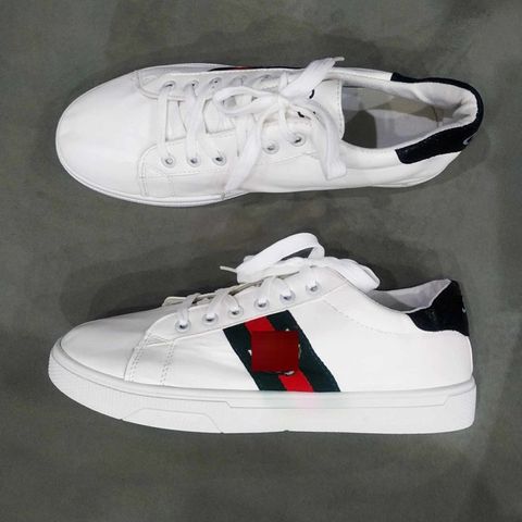 Giày Thể Thao Nam Sneaker mã G0 ( TRẮNG ) hàng bong da mép, tồn kho có lỗi nhỏ do để lâu, số lượng ít, lẻ size đi thể dục, không quan trọng về hình thức giá rẻ