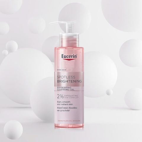 Gel Rửa Mặt Eucerin Hỗ Trợ Sáng Da Mịn Màng 200ml Spotless Brightening Exfoliating Cleansing Gel