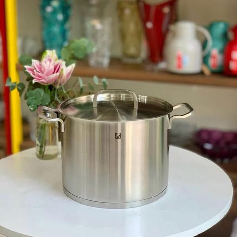 Nồi Luộc Gà Zwilling Moment 24cm 8L - Nồi Thép Không Gỉ Sang Trọng, Chống Dính, Dùng Cho Bếp Từ, Phù Hợp Nấu Phở