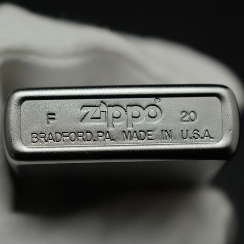 Bật Lửa Zippo Satin 205 - Bảo Hành Trọn Đời, Mẫu Classic Chống Vân Tay - Hàng Nhập Khẩu Chính Hãng Mỹ