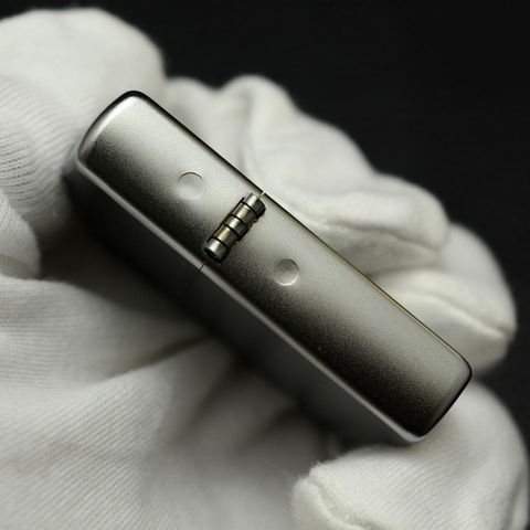 Bật Lửa Zippo Satin 205 - Bảo Hành Trọn Đời, Mẫu Classic Chống Vân Tay - Hàng Nhập Khẩu Chính Hãng Mỹ