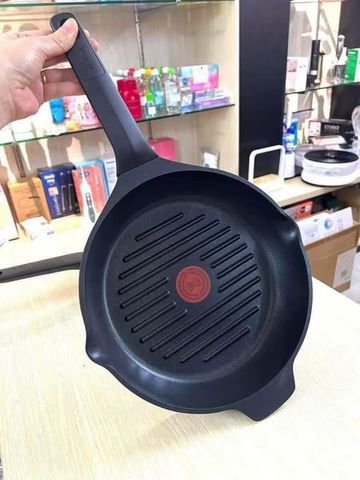 Chảo Nướng Nhôm Đúc Tefal Robusto E24940 26cm - Lớp Chống Dính Bền, An Toàn, Dễ Dàng Vệ Sinh, Phù Hợp Mọi Loại Bếp