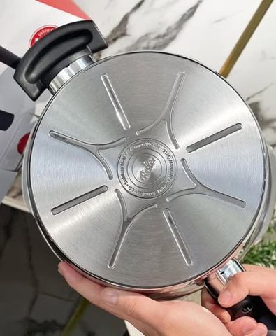 Nồi Áp suất Fissler Vitaquick GREEN 4,5L Made in Germany - Nồi An Toàn, Chất Liệu Thép 18/10, Kèm Xửng Hấp