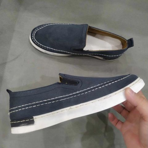 Giày Lười Vải Nam G17 Slip-on - Đế Cao Su Chống Trơn Trượt, Phong Cách Thời Trang Hiện Đại, Nhiều Size