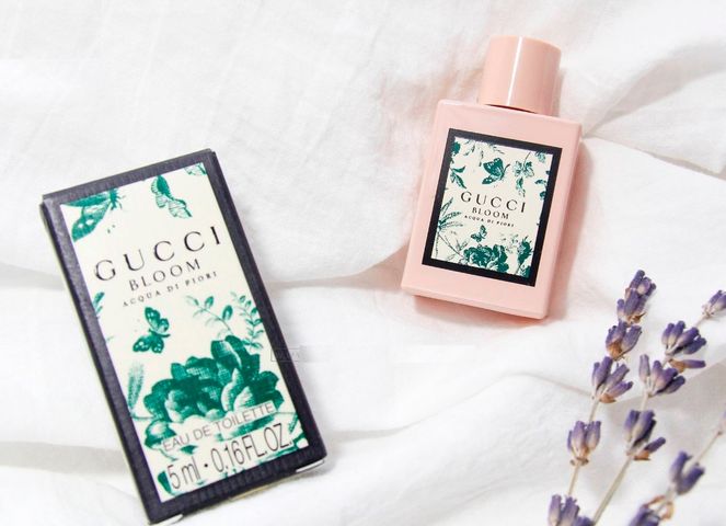 Nước Hoa Gucci Bloom Acqua di Fiori Mini 5ml - Hương Nữ Tính Tươi Mát, Sang Trọng, Lưu Hương Lâu, Quà Tặng Ý Nghĩa cho Nàng