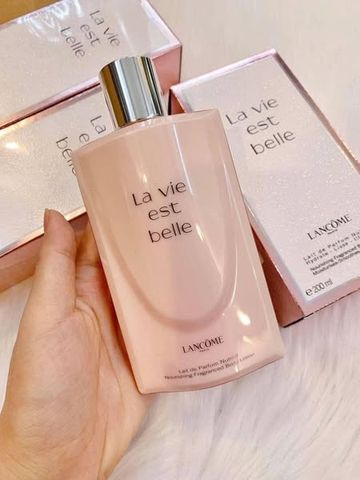 Dưỡng Thể Lancom Lavie Est Belle Lotion 200ml