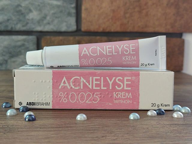 Abdi Ibrahim Acnelyse Krem Tre Giúp Sạch Mụn Và Tái Tạo Da Nồng độ 0.025%