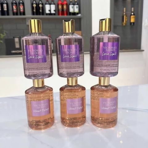 Sữa tắm Gel Victoria's Secret Refreshing Gel Body Wash 300m