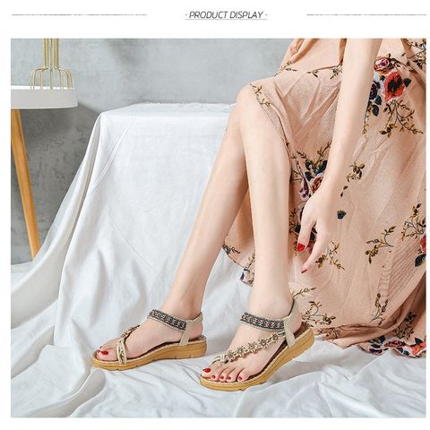 Giày Sandal Nữ Đính Hoa - Dép Xỏ Ngón Quai Chéo 3.5cm Êm Ái, Thời Trang Dễ Phối Đồ, Phù Hợp Đi Học, Đi Làm, Dạo Phố
