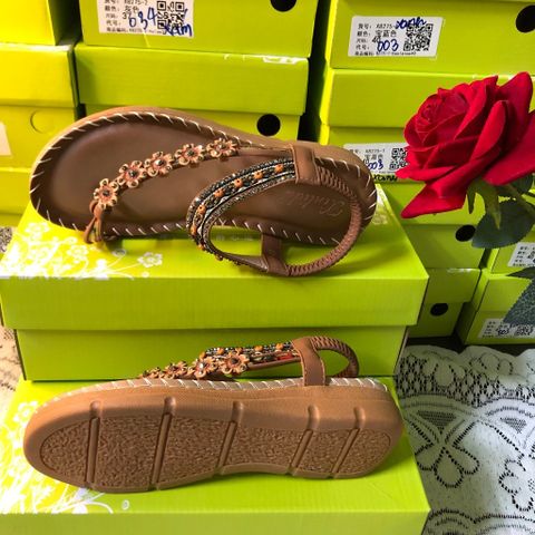 Giày Sandal Nữ Đính Hoa - Dép Xỏ Ngón Quai Chéo 3.5cm Êm Ái, Thời Trang Dễ Phối Đồ, Phù Hợp Đi Học, Đi Làm, Dạo Phố