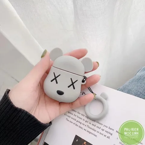 Vỏ Bọc Tai Nghe Không Dây Gấu Mắt X Kaws cho Airpods 1 2 - Bao Silicon Cao Cấp, Thiết Kế Tinh Tế, Phụ Kiện Thời Trang