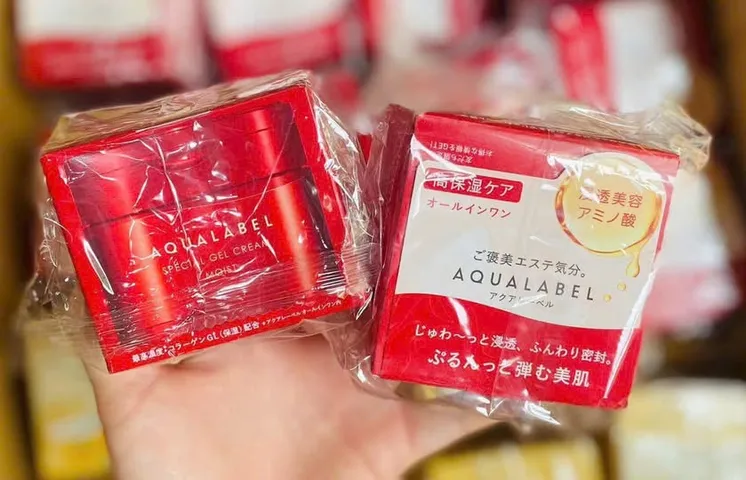 Kem dưỡng ẩm Shiseido Aqualabel Special chống lão hoá 90g
