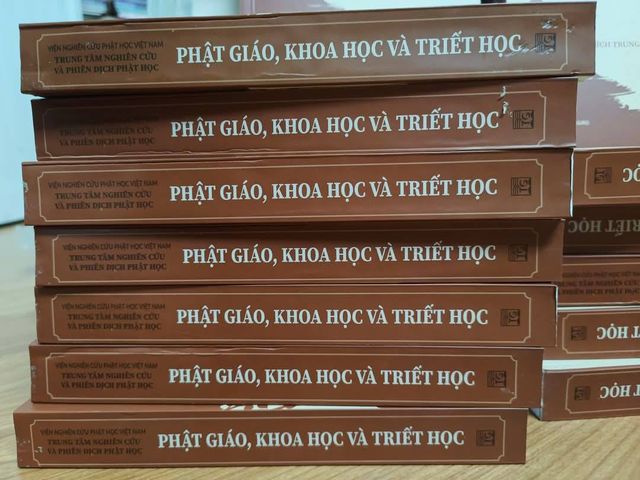 Phật Giáo: Khoa Học Và Triết Học - Quyển 63 của Trương Mạn Đào - Tập hợp tiểu luận về triết học và khoa học Phật giáo