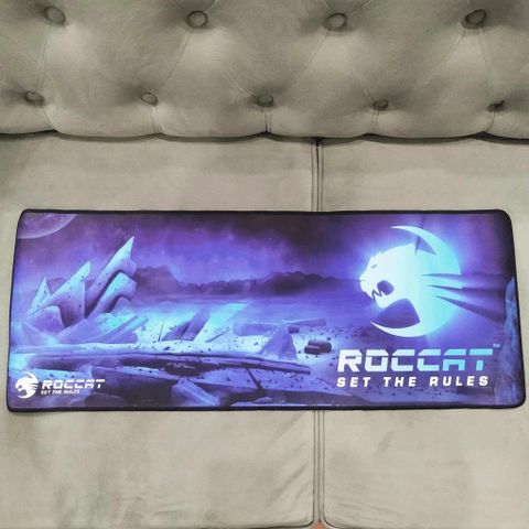 Miếng Lót Chuột Lớn ROCCAT XANH Blue 80x30cm - Chống Nước, Dày 3mm, Bàn Di Chuột Cao Su Chất Lượng, Hình Ảnh Đẹp Mắt