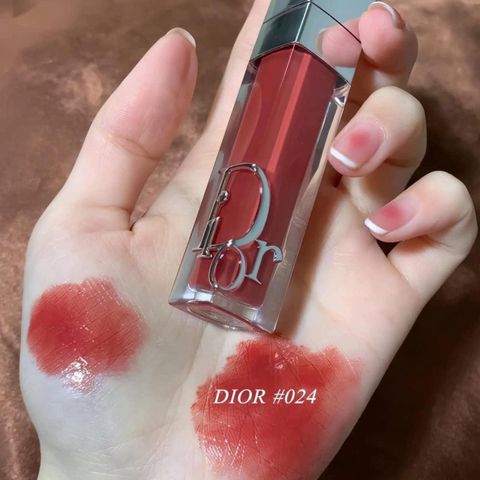 Son Dưỡng Dior 024 Lip Maximizer - Màu Đỏ Gạch Sang Trọng, Chất Lượng Cao, Dưỡng Ẩm Tối Ưu, Thiết Kế Tinh Tế, Dễ Mang Theo