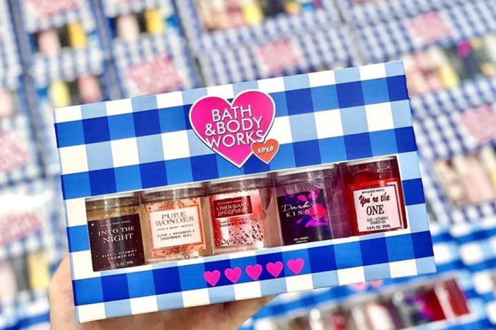 Set 5 Chai Sữa Tắm Bath & Body Works - Hương Thơm Độc Đáo, Dưỡng Ẩm Sang Trọng, Quà Tặng Tuyệt Vời Cho Mọi Lứa Tuổi