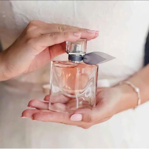 Set Nước Hoa Lancome La Vie Est Belle EDP 50ml x2 & 2ml - Hương Hoa Diên Vĩ Ngọt Ngào, Sang Trọng Phù Hợp Mọi Dịp
