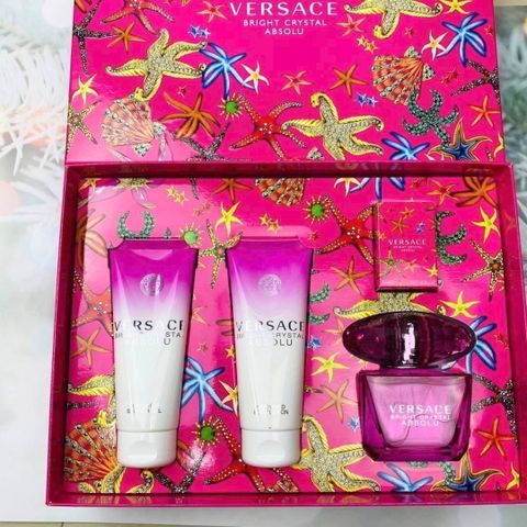 Set Nước Hoa Versace Bright Crystal Absolu - Bộ Quà Tặng Sang Trọng Gồm Nước Hoa, Sữa Tắm, Lotion Dưỡng Ẩm, Hương Hoa Nhài Mẫu Đơn