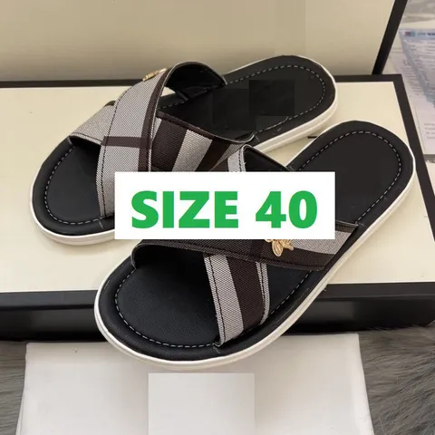 Dép Quai Chéo Nam Kẻ Xám - Giày Sandal Thời Trang Dễ Phối Đồ, Phong Cách Hiện Đại, Đủ Size, Chất Lượng Cao