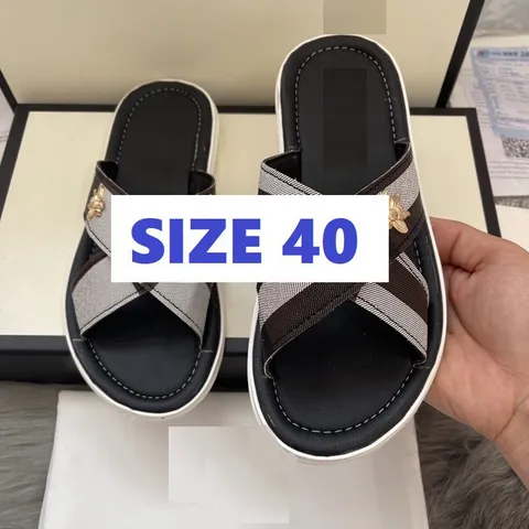 Dép Quai Chéo Nam Kẻ Xám - Giày Sandal Thời Trang Dễ Phối Đồ, Phong Cách Hiện Đại, Đủ Size, Chất Lượng Cao