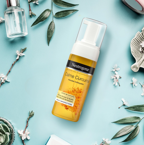 Sữa Rửa Mặt Tinh Chất Nghệ Neutrogena Calme Curcuma 150 ml