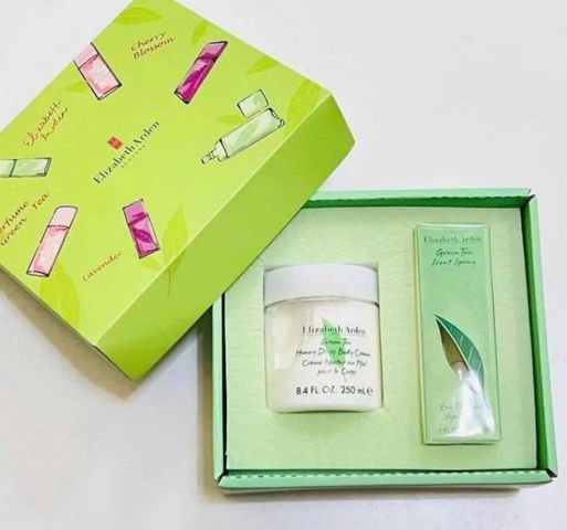 Set Elizabeth nước hoa 30ml & kem dưỡng thể 250ml - Hương thơm quyến rũ, chăm sóc da mịn màng, quà tặng tuyệt vời cho phái đẹp