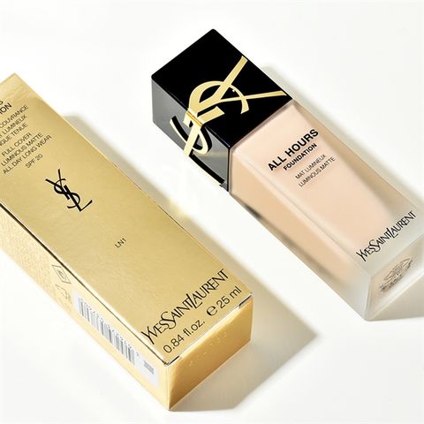 Kem Nền Yves Saint Laurent YSL All Hours Tone LN1