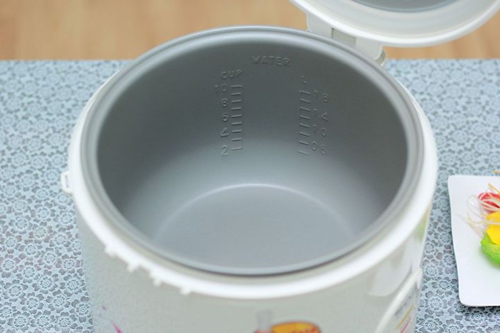 Nồi Cơm Điện Sharp KS-18TJV