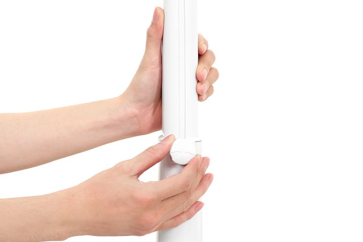 Quạt đứng Sharp PJ-S40RV-WH 50W - Quạt điện tích hợp 3 tốc độ gió, điều chỉnh chiều cao, thiết kế sang trọng cho không gian sống hiện đại