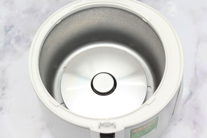 Nồi Cơm Điện Panasonic SR-MEV10LRA 1L Màu Ghi - Nấu Cơm Nhanh, Chống Dính, Phù Hợp Gia Đình Nhỏ - Quà Tặng Thích Hợp