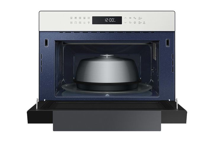 Lò Vi Sóng Samsung MC35R8088LE/SV 35L - Đa Chức Năng Chiên Không Dầu, Nướng, Hấp - Tiện Ích Cho Gia Đình Bận Rộn