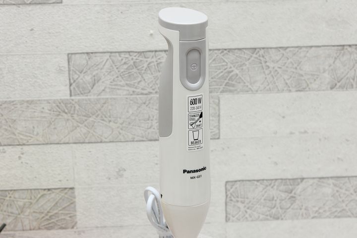 Máy Xay Sinh Tố Cầm Tay Panasonic MX-GS1WRA 600W 0.5L - Tiện Dụng, Dễ Sử Dụng, Phù Hợp Gia Đình Có Trẻ Nhỏ