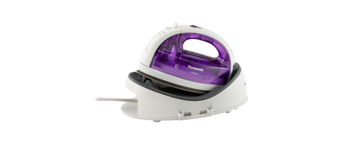 Bàn Là Hơi Nước Không Dây Panasonic NI-WL30VRA - Thiết Kế Hiện Đại, Tính Năng Phun Tia, Dễ Dàng Sử Dụng Cho Tất Cả Các Loại Vải