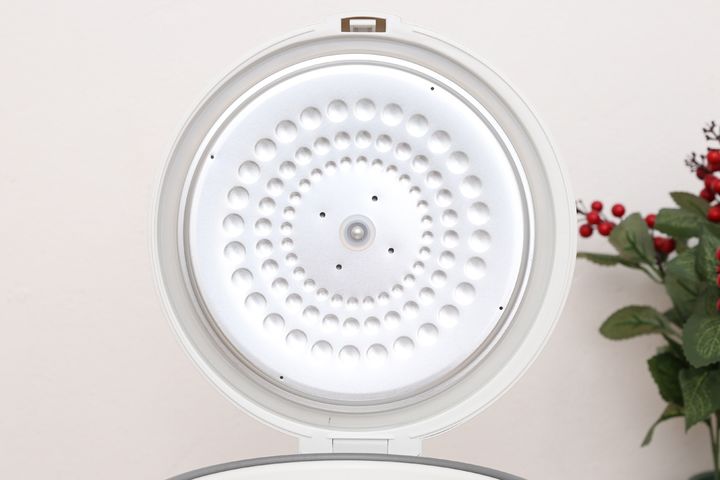 Nồi cơm điện Panasonic SR-MVN187LRA 1 lít - Nấu cơm nhanh chóng, chức năng hấp tiện lợi, kiểu dáng sang trọng, thích hợp cho gia đình ít người