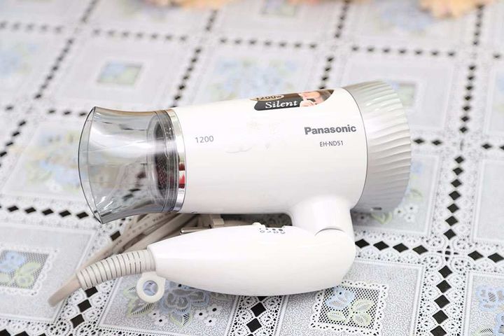 Máy Sấy Tóc Panasonic EH-ND51-S645 1200W - Thiết Kế Gọn Nhẹ, 2 Tốc Độ Sấy, Chế Độ Sấy Mát, An Toàn, Chính Hãng Nhật Bản