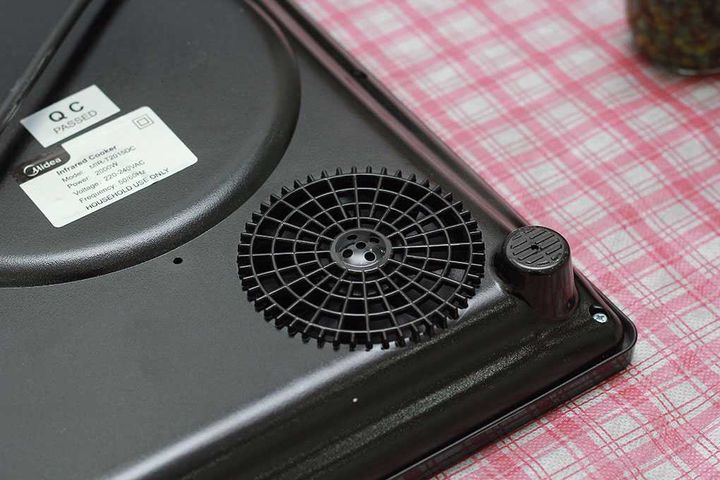 Bếp hồng ngoại Midea MIR-T2015DC - Công suất 2000W, Bảng điều khiển cảm ứng, 6 chế độ nấu tự động, Thiết kế sang trọng, Chính hãng