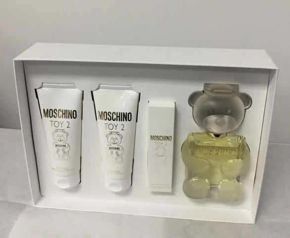 Set Moschino Toy 2 EDP( NH100ML+NH10ML+ST100ML+DT100ML)