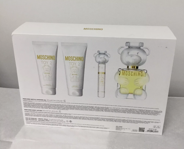 Set Moschino Toy 2 EDP( NH100ML+NH10ML+ST100ML+DT100ML)