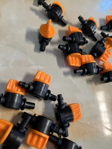 Van Khóa Dây Oxy Cam Đen - Phụ Kiện Chất Lượng Cho Bể Cá Cảnh Guppy - Độ Dài 4cm, Khấc Giữ Dây Oxy